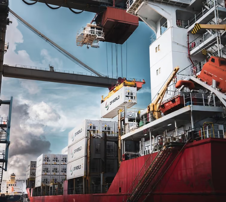 DP World port operations &ndash; Logistics & Supply Chain