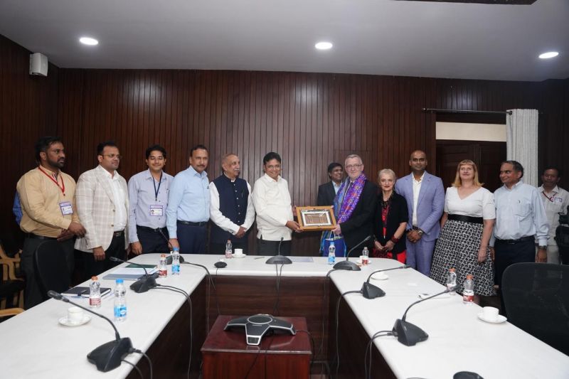 Photograph 1 for: Ambassador of Slovenia meets Minister D. Sridhar Babu to explore collaboration with Telangana